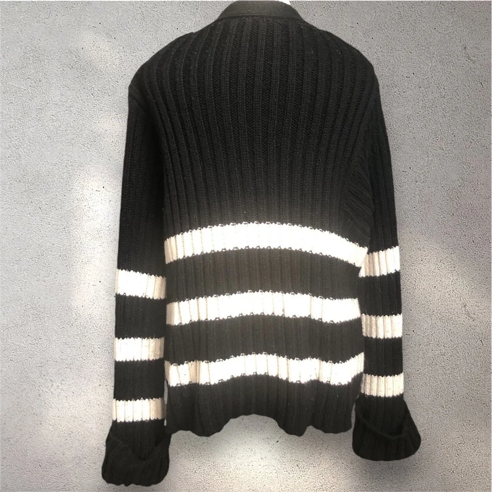 ▪️Zara v neck striped cardigan▪️ - Picture 5 of 9